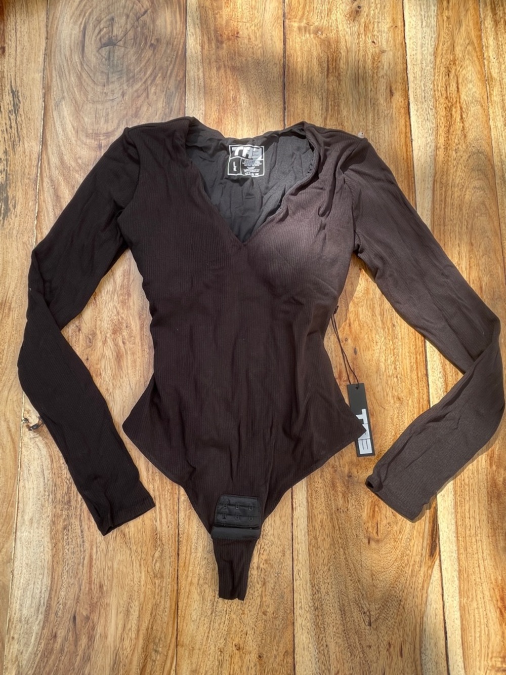 Ta3 Plungey Hi-Cut Long Sleeve Bodysuit in Black, Size L, Reg/Long, NWT